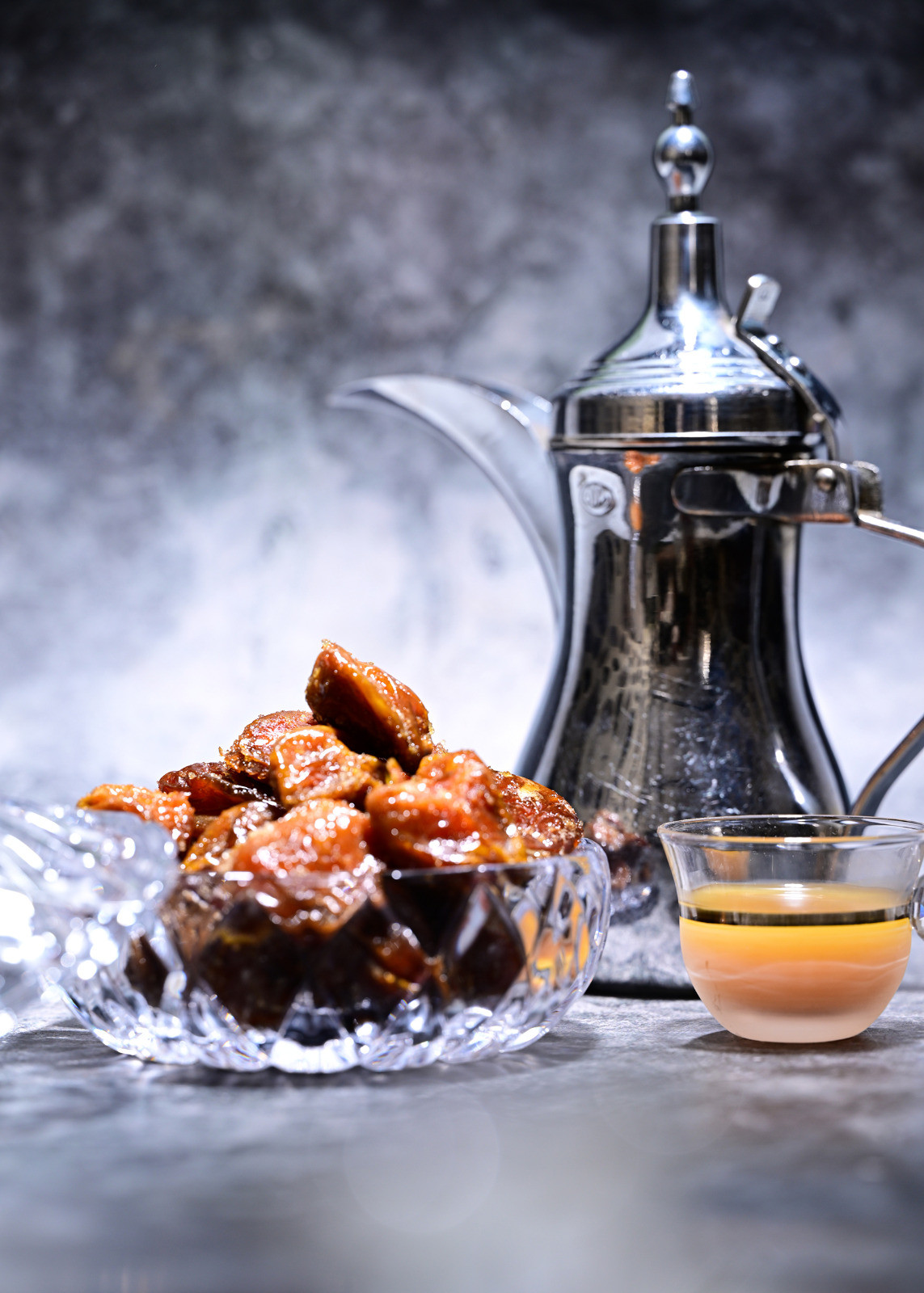 عبوة تمر الخلاص الفاخر بالطحينة (2كيلوغرام)