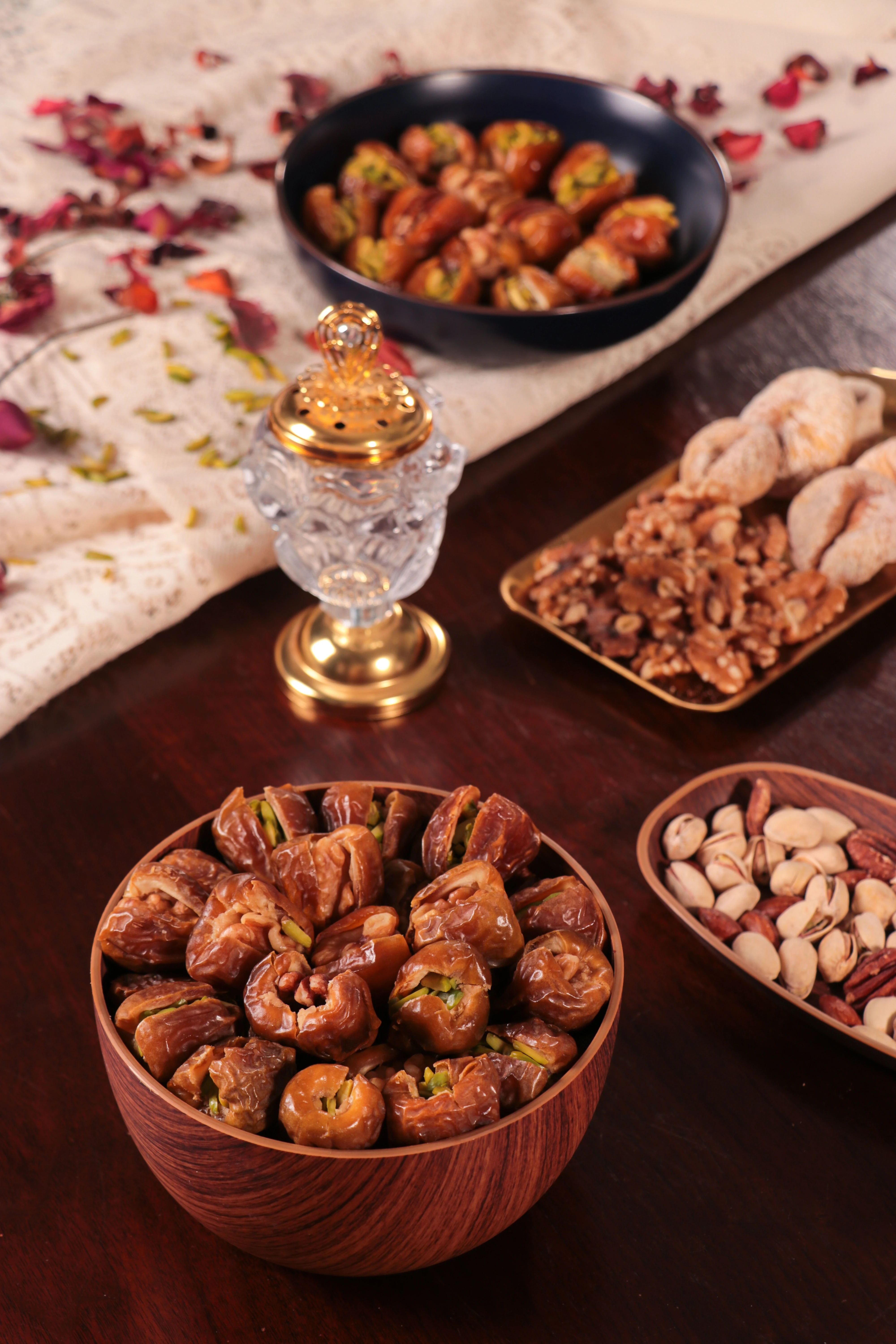 رنجينة بالجوز والفستق والبيكان  طبق( الرنجينة )